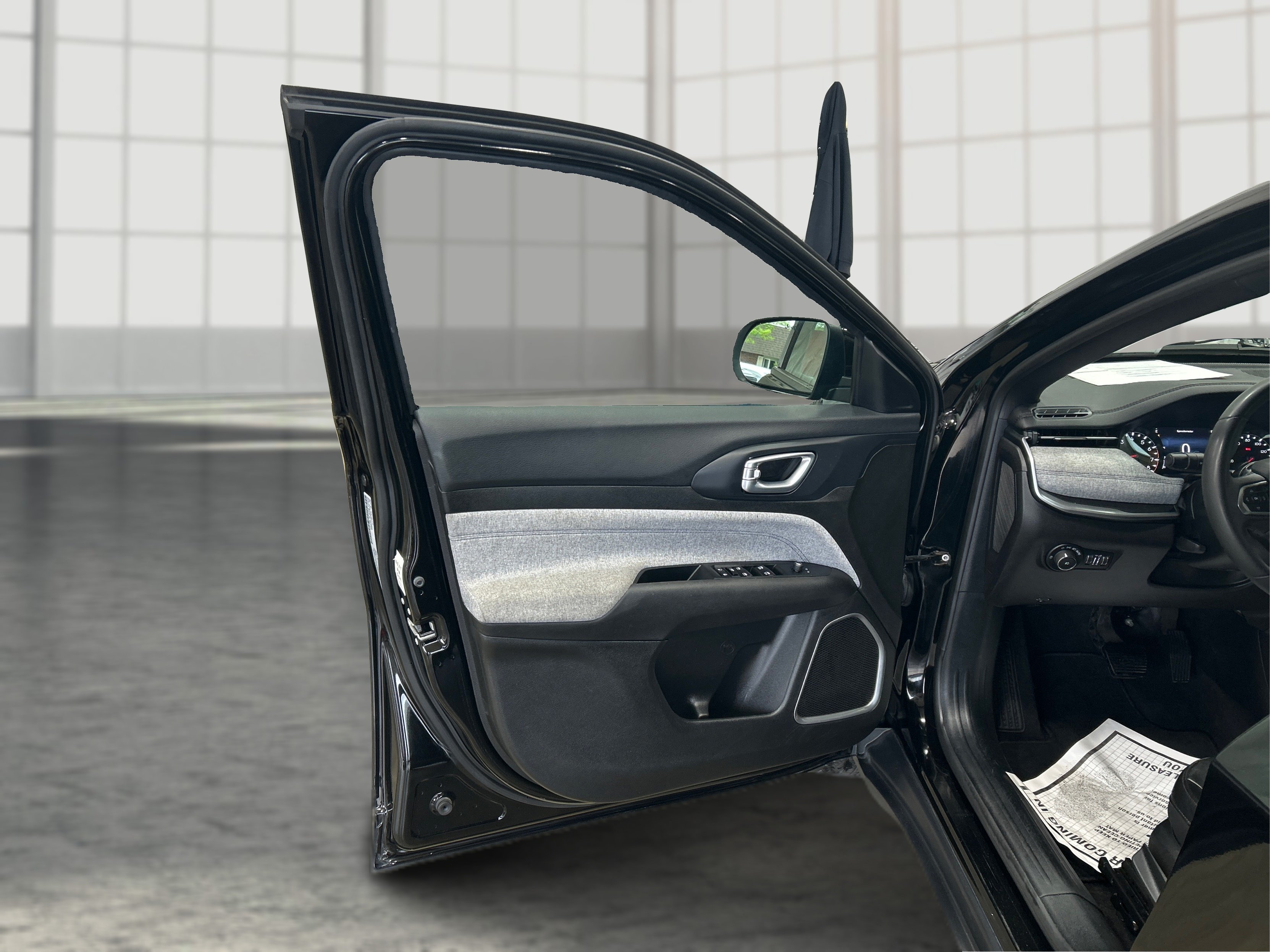 Used 2024 Black Jeep Latitude image 18