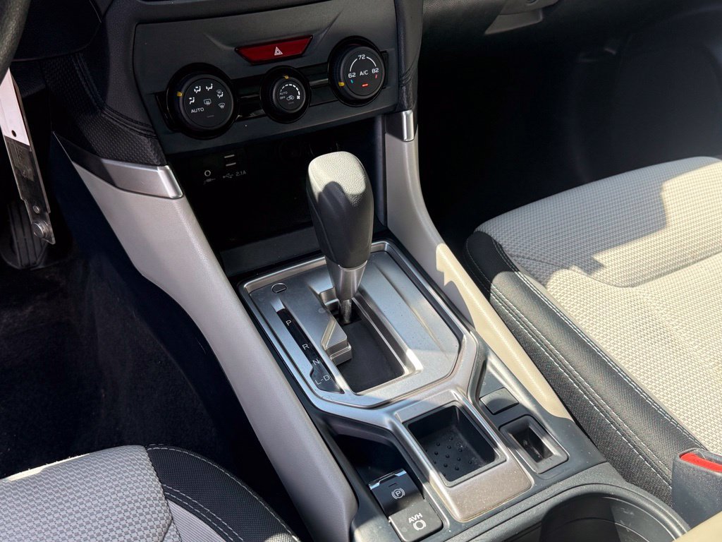 Used 2019 Horizon Blue Pearl Subaru Base image 13