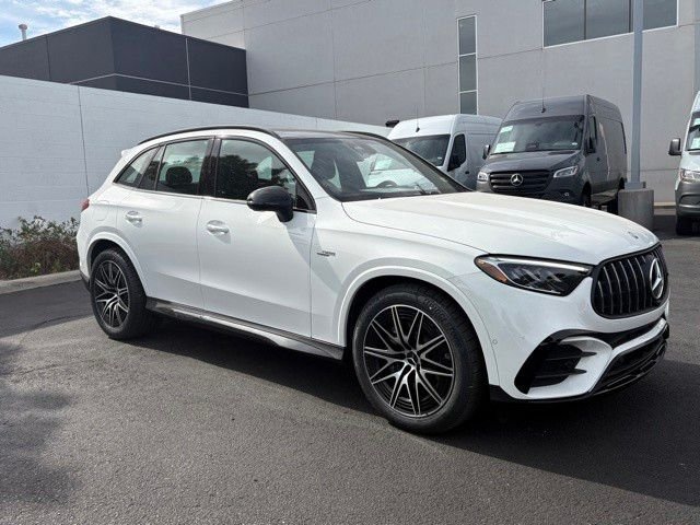 New 2026 Polar White Mercedes-Benz AMG® GLC 43 4MATIC® SUV image 9