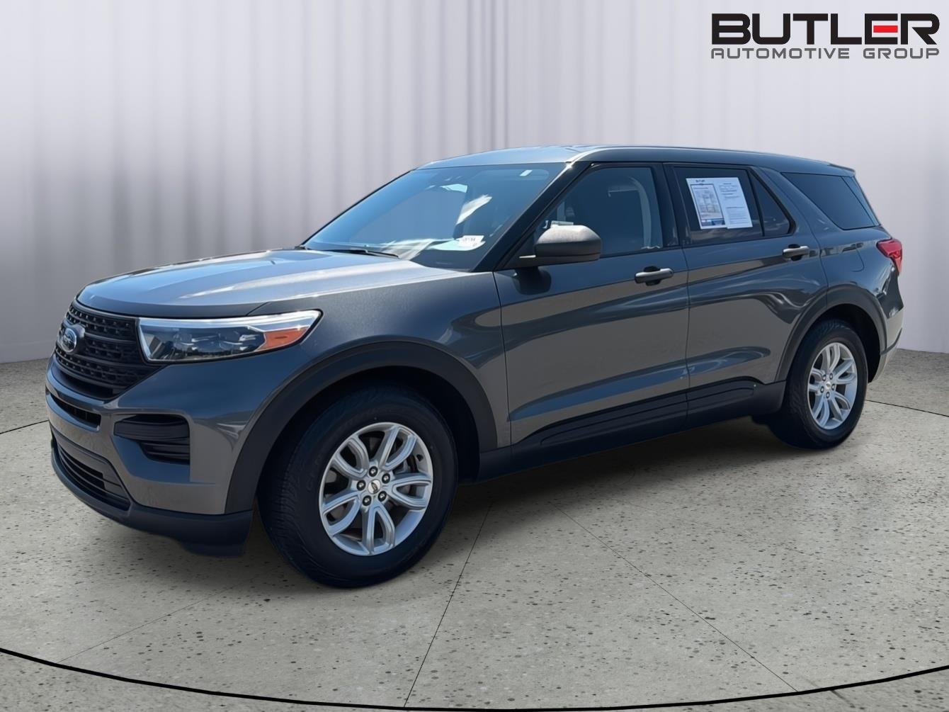 Used 2020 Magnetic Ford Base image 2