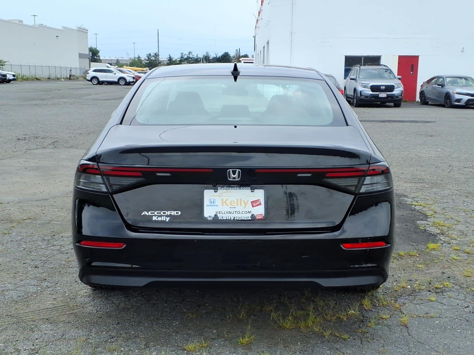 Certified Used 2024 Crystal Black Pearl Honda EX image 6