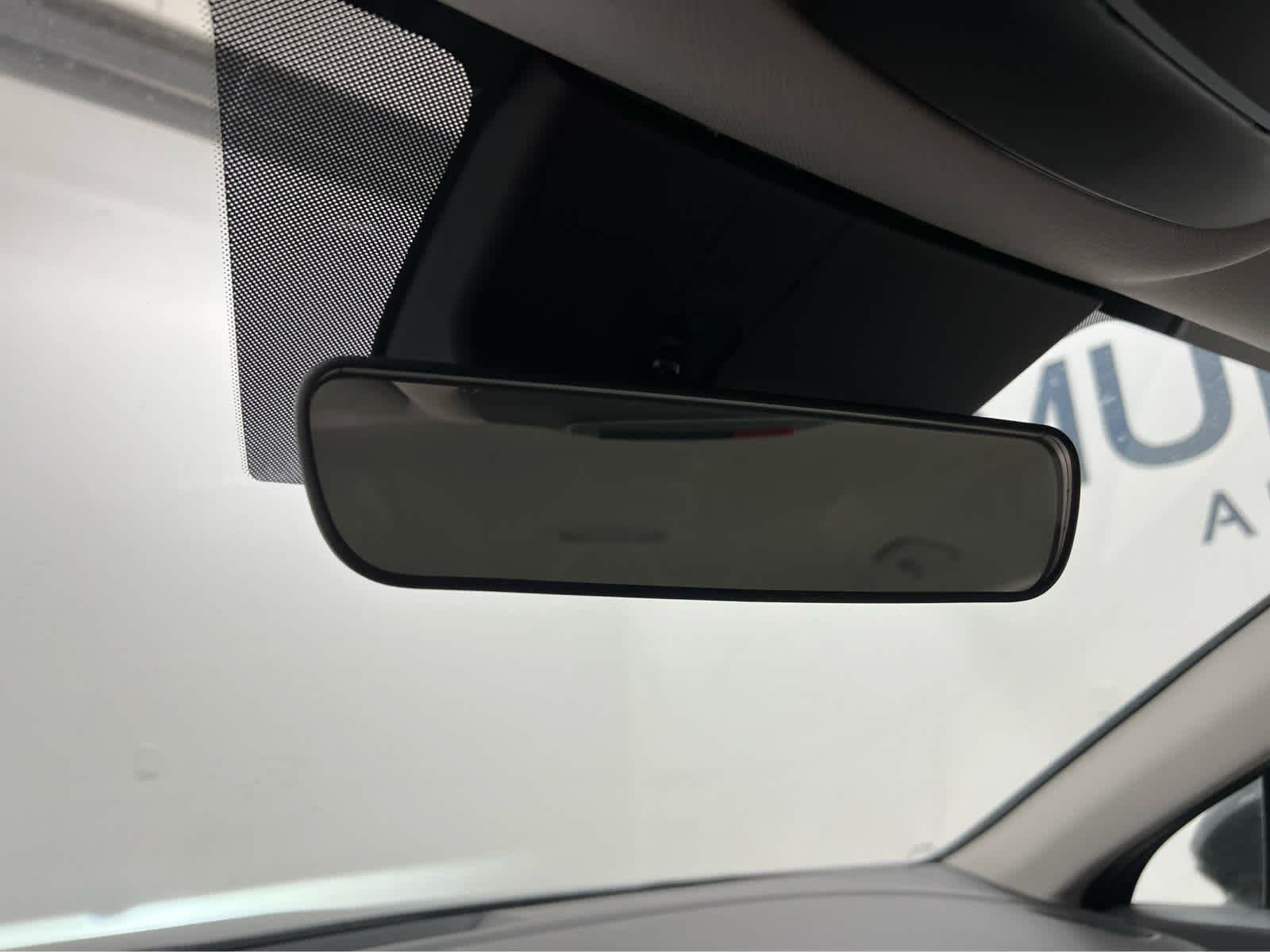 Used 2025 Portofino Gray Hyundai SE image 22