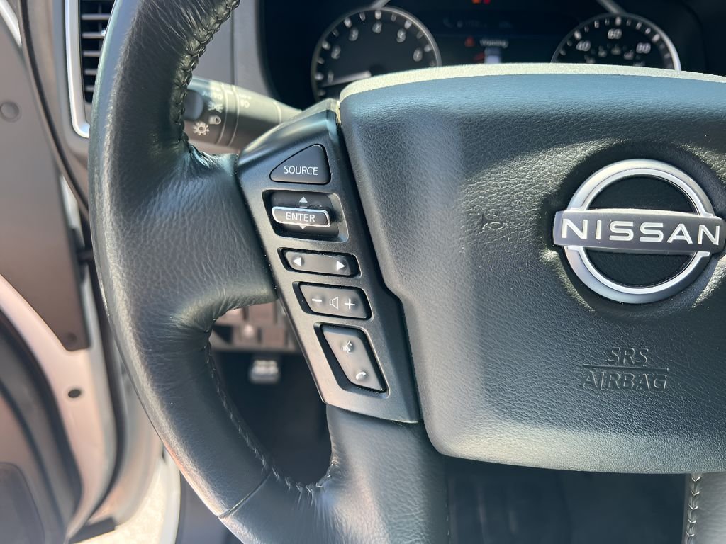 Used 2024 Glacier White Nissan SL image 21