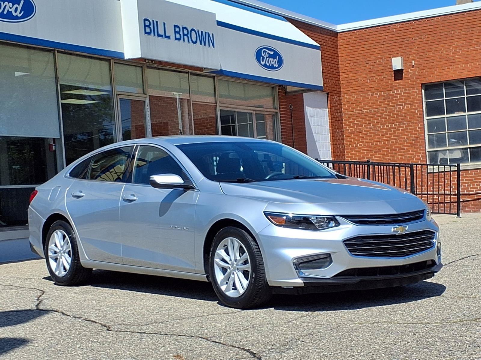 Used 2016 Silver Ice Metallic Chevrolet LT image 1