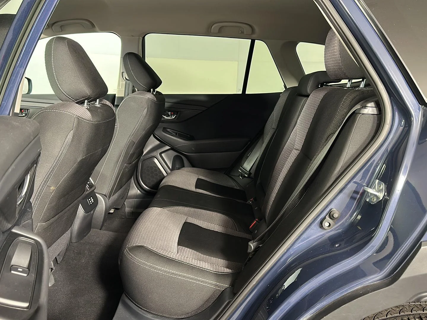 Used 2024 Cosmic Blue Pearl Subaru Premium image 25