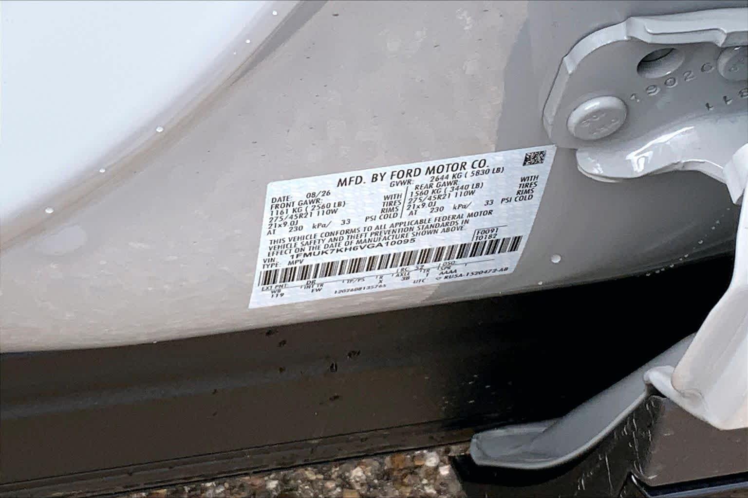 New 2027 Avalanche Gray Ford ST-Line image 21