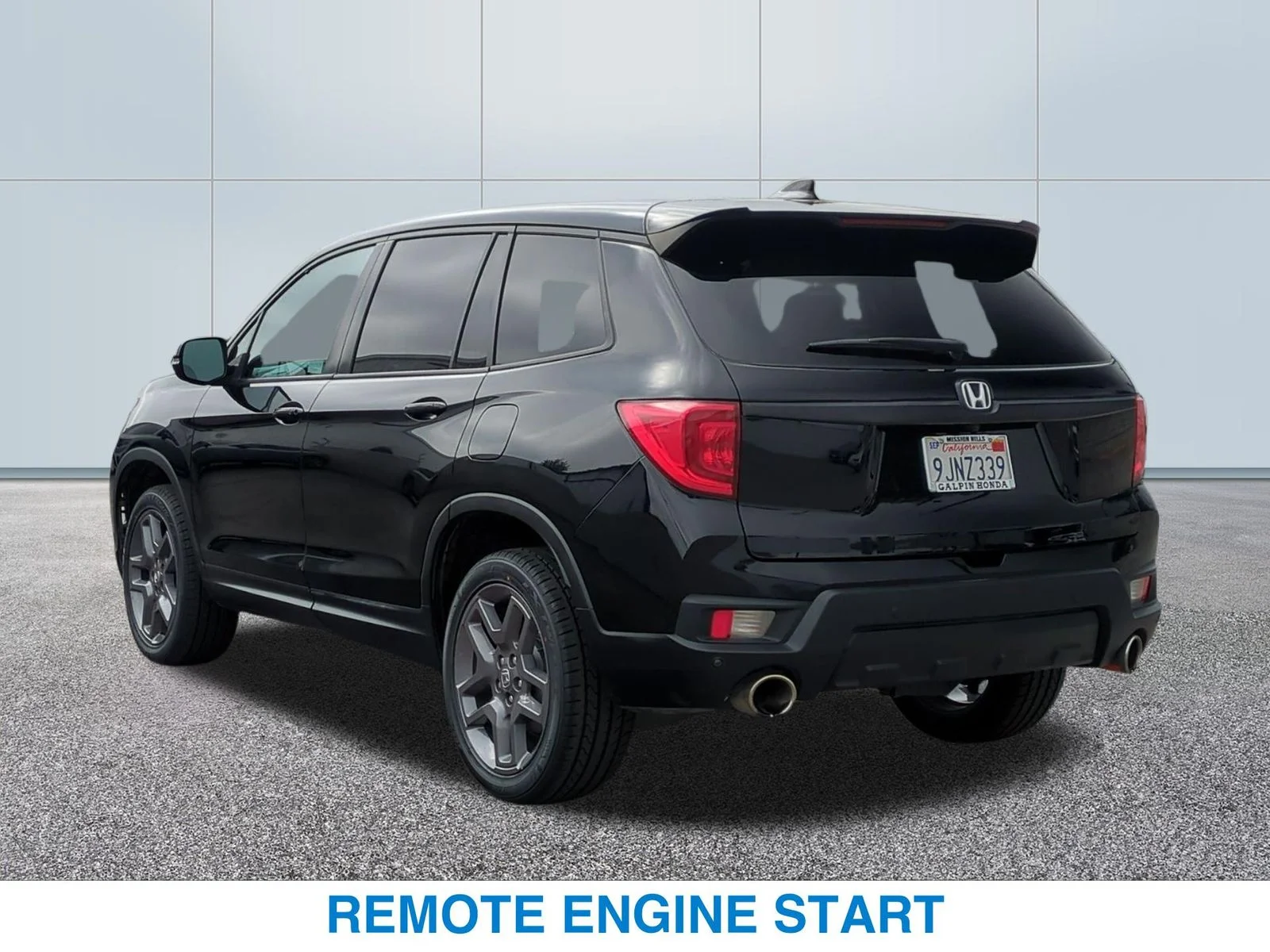 Used 2023 Black Honda EX-L image 9