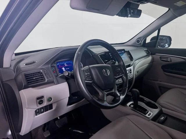 Used 2019  Honda EX-L image 11