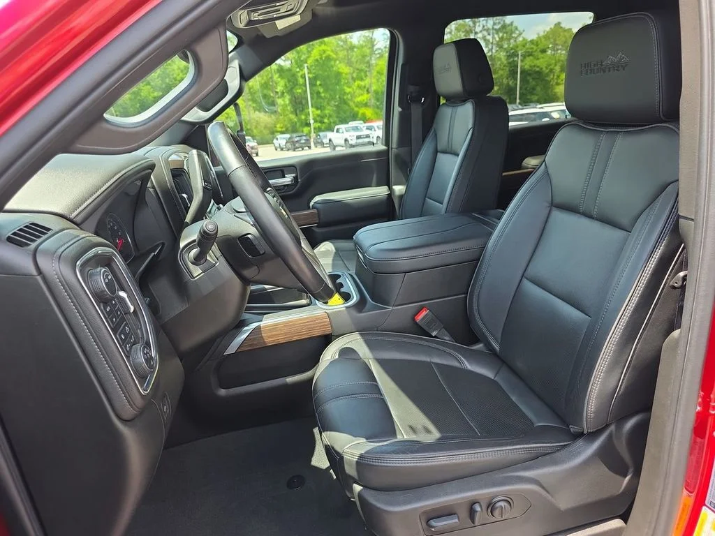 Used 2023 Red Chevrolet High Country image 19
