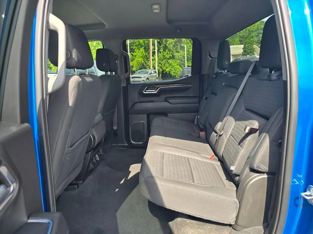 Used 2023 Blue GMC Elevation image 14