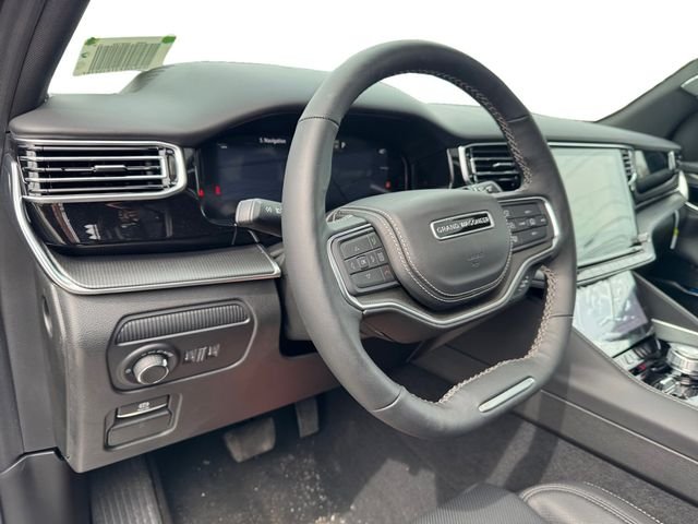 New 2026 High Gloss Black Jeep Summit Obsidian image 17