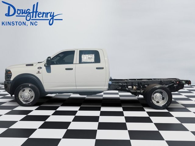 New 2026 Bright White Clearcoat RAM Tradesman image 2