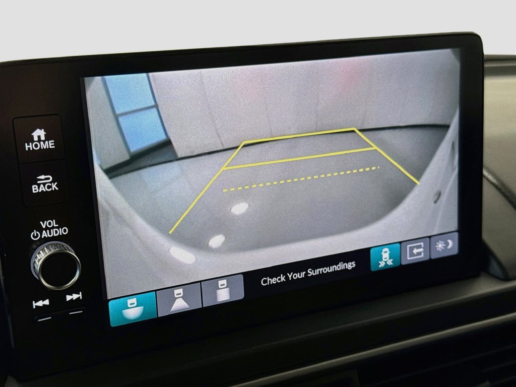2025 Honda Pilot Touring - Photo 15