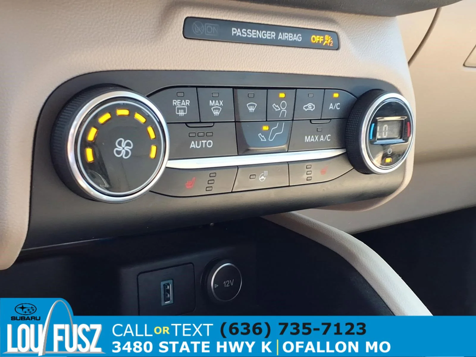Used 2020 Magnetic Ford SEL image 13