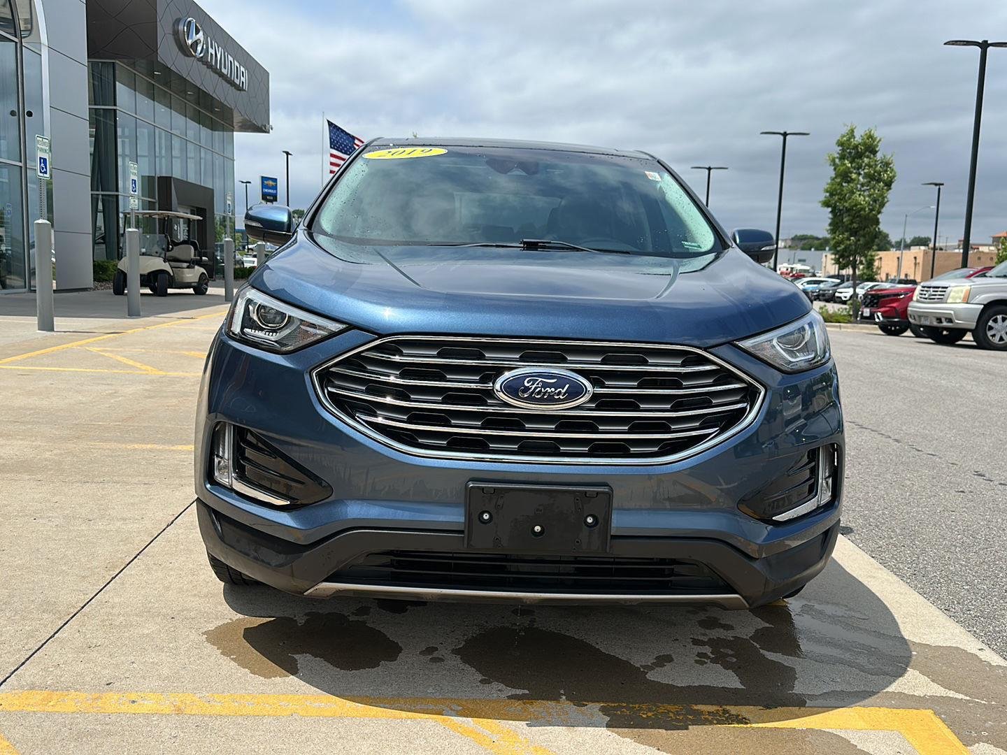 Used 2019 Blue Metallic Ford SEL image 7