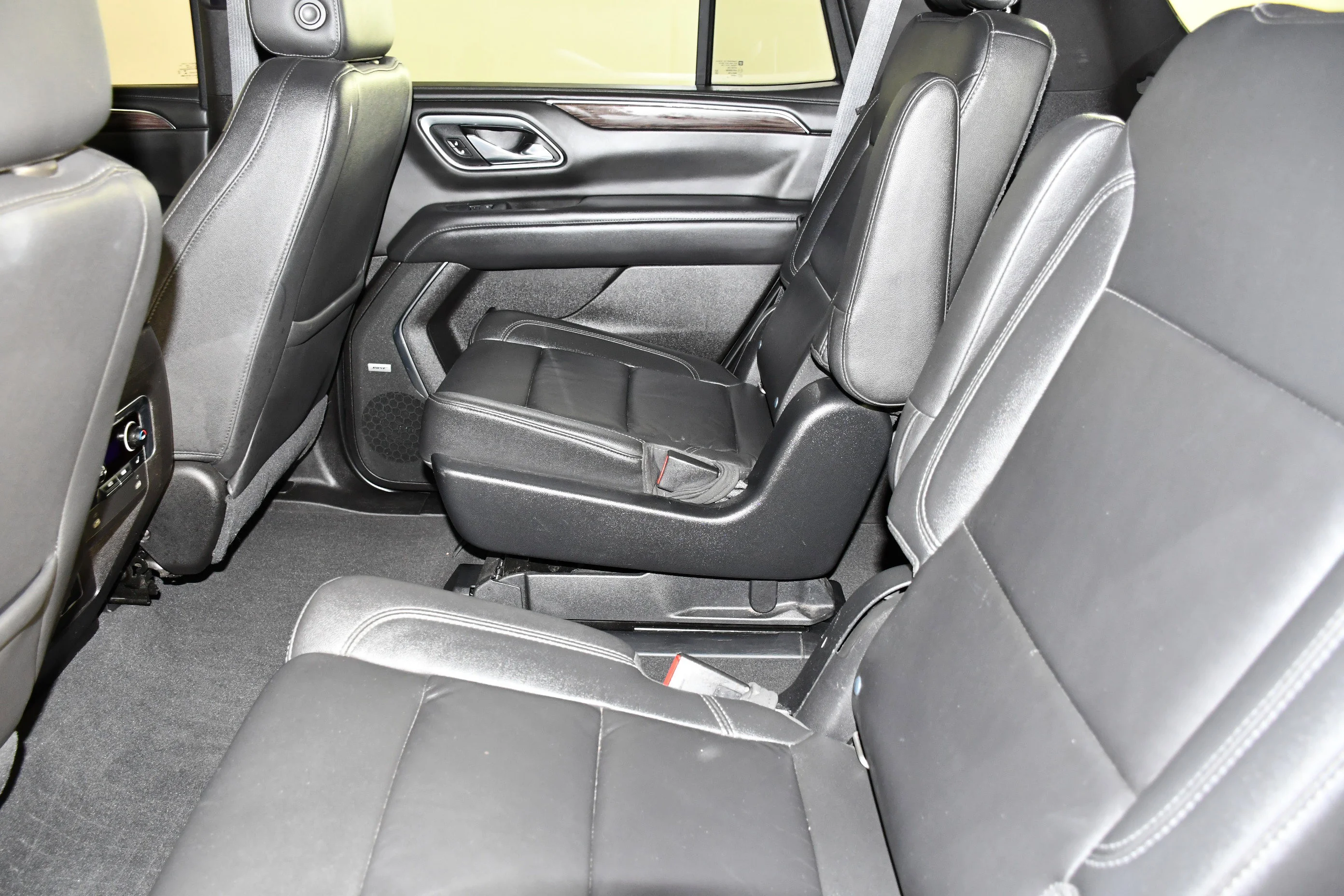 Used 2021 Black Chevrolet Z71 image 52