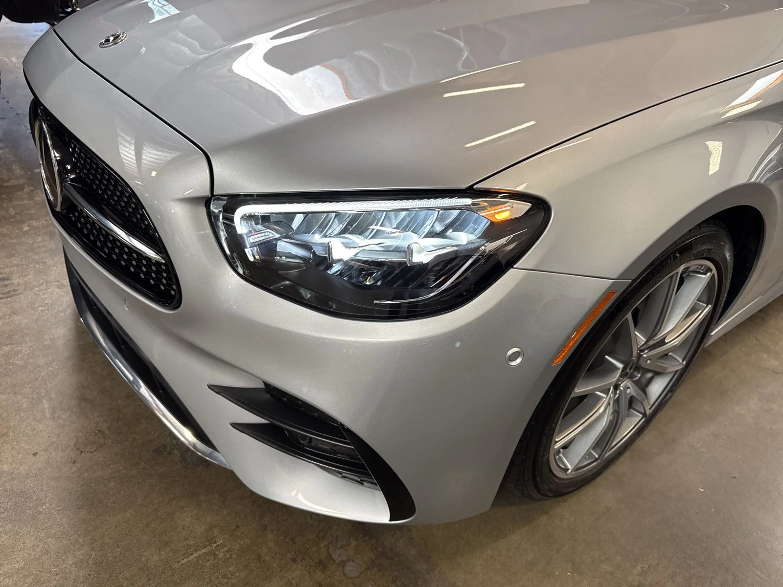 Used 2022 Silver Mercedes-Benz E 350 image 4