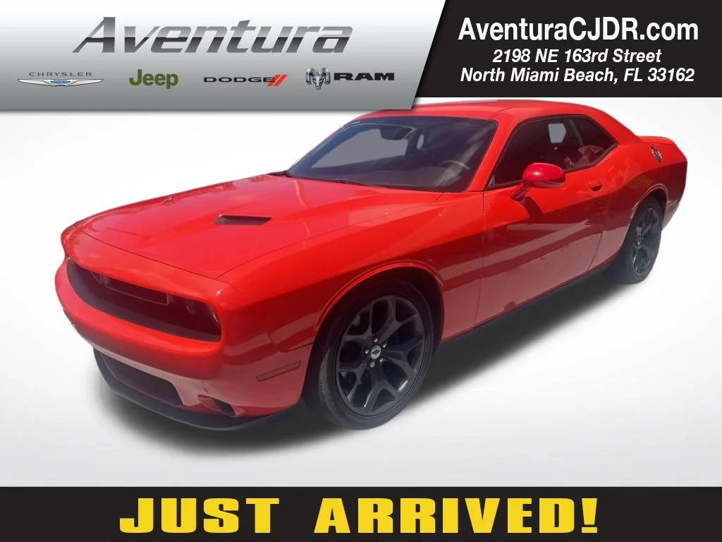 2018 Dodge Challenger SXT's photo