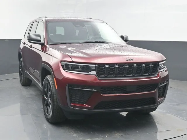 New 2026 Velvet Red Pearlcoat Jeep Altitude image 9