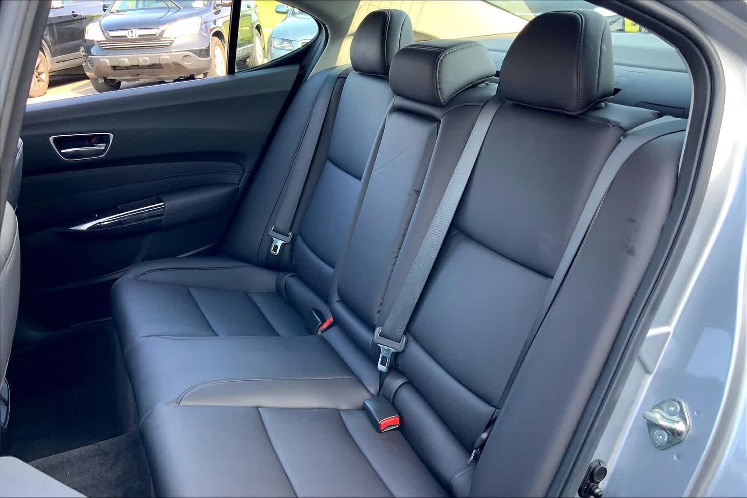 Certified Used 2019 Lunar Silver Metallic Acura  image 20