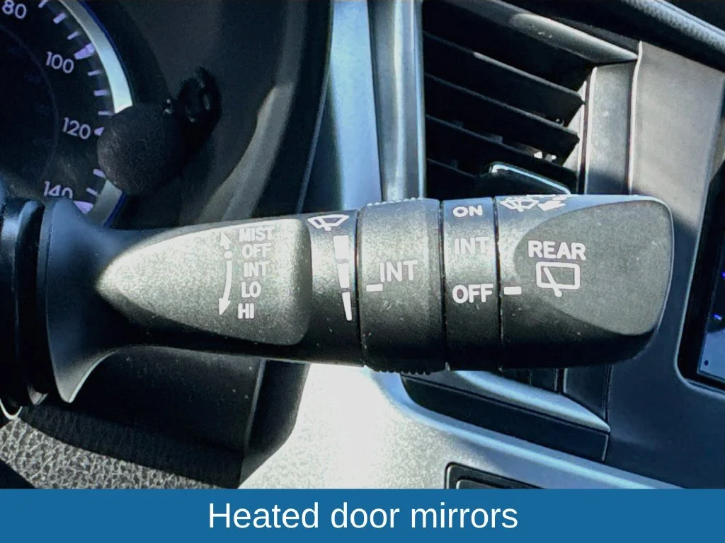Used 2018 Silver Toyota SE image 14