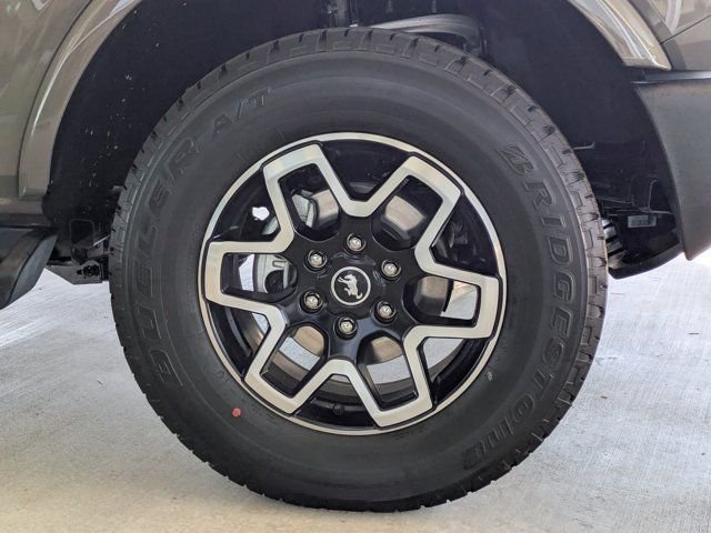 2025 Ford Bronco 4-Door Outer Banks - Photo 11