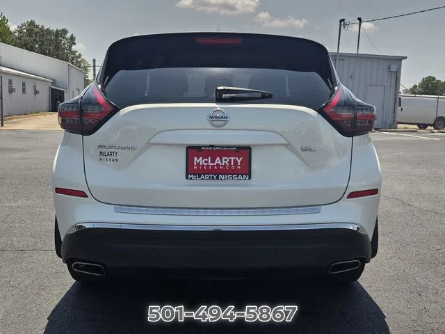 Used 2021 White Nissan SL image 4