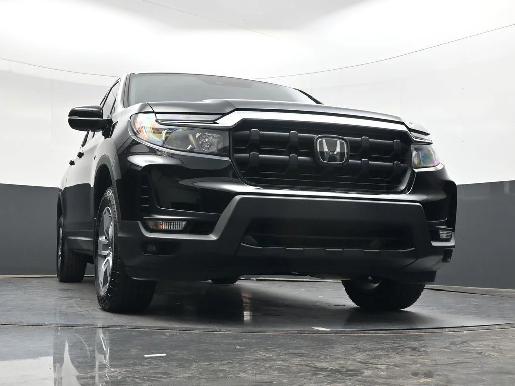 Certified Used 2024 Crystal Black Pearl Honda RTL image 34