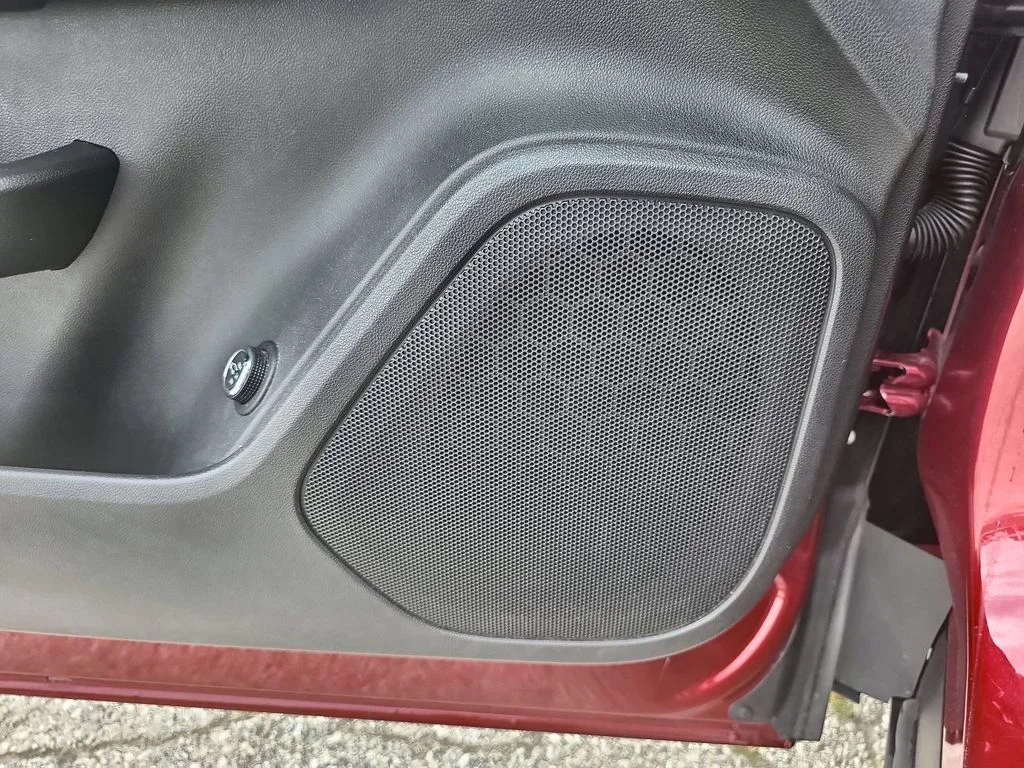 Used 2020 Red Chevrolet LT image 25
