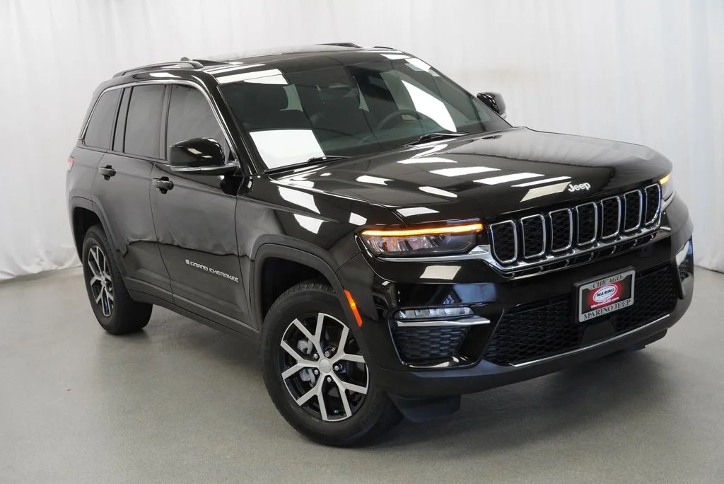 Used 2024 Black Jeep Limited image 15