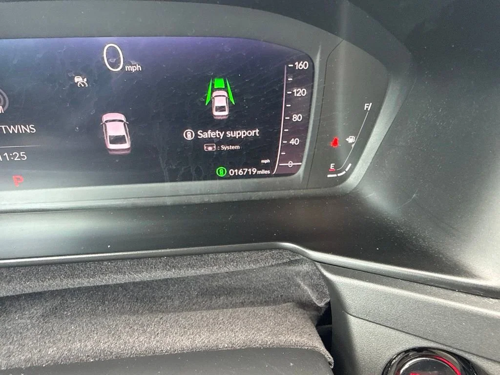 Used 2025 Gray Honda LX image 23