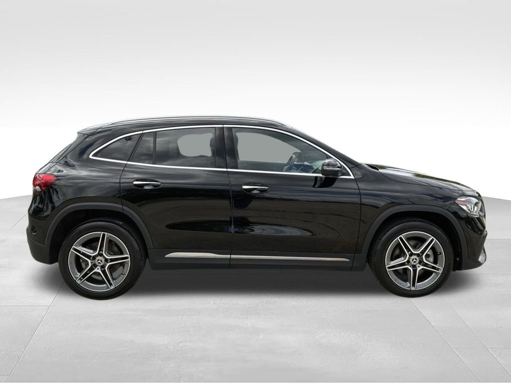 Used 2023  Mercedes-Benz GLA 250 image 7