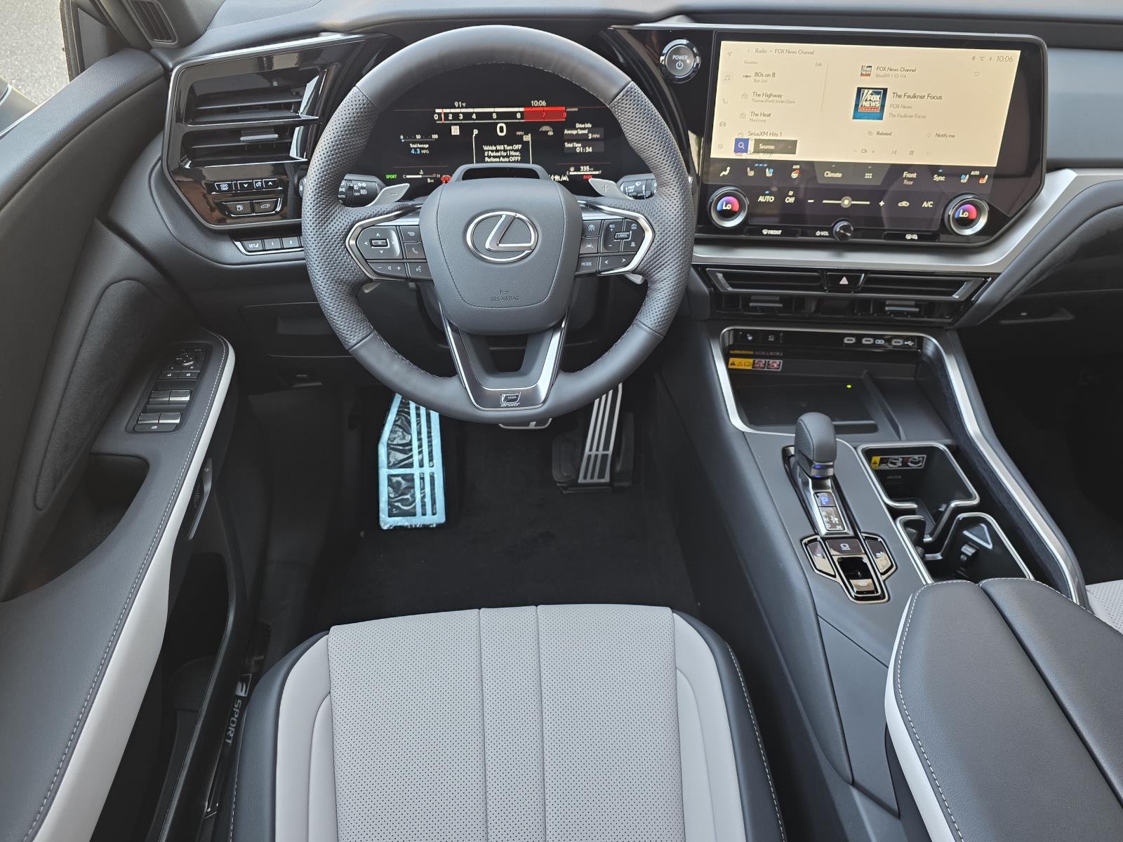 New 2026 Wind Chill Pearl Lexus TX 500h F SPORT PERFORMANCE PREMIUM AWD image 11