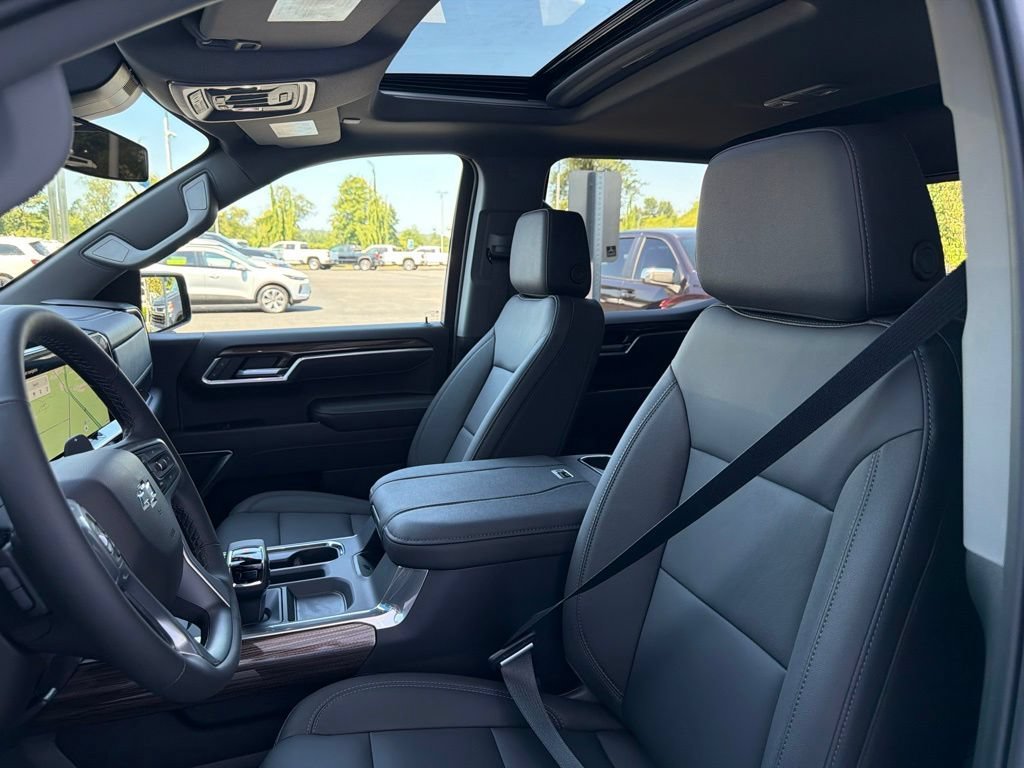New 2026 Black Chevrolet RST image 20