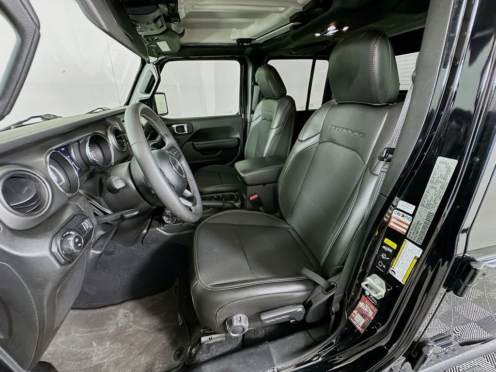 Used 2023 Black Clearcoat Jeep Sport image 20