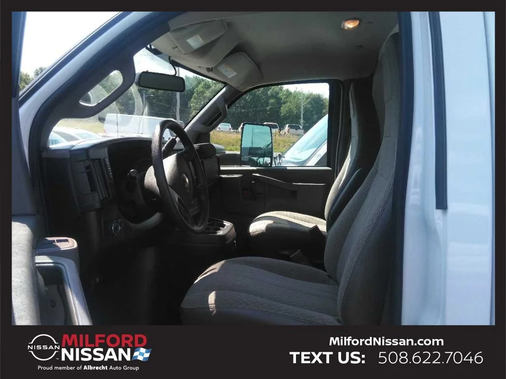 Used 2024 White Chevrolet Work Van image 8