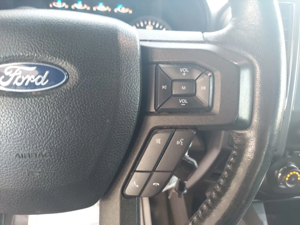 Used 2017 Oxford White Ford XLT image 14