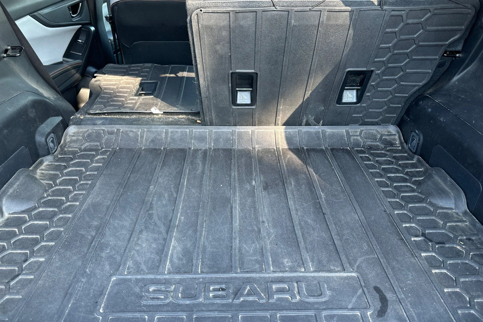 Used 2019 Quartz Blue Pearl Subaru 2.0i Limited image 18