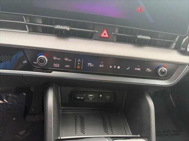 2025 Kia Sportage SX Prestige - Photo 29