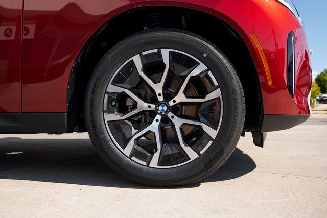 Certified Used 2026 Vegas Red Metallic BMW 30 xDrive image 11