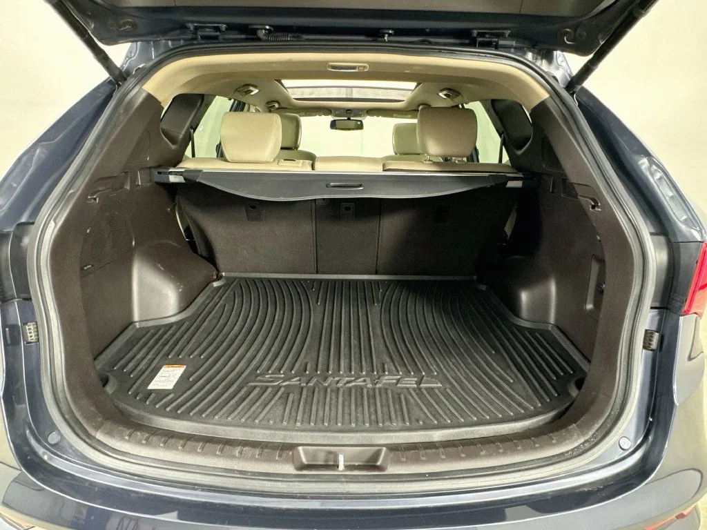 Used 2018 Blue Hyundai 2.0T Ultimate image 32