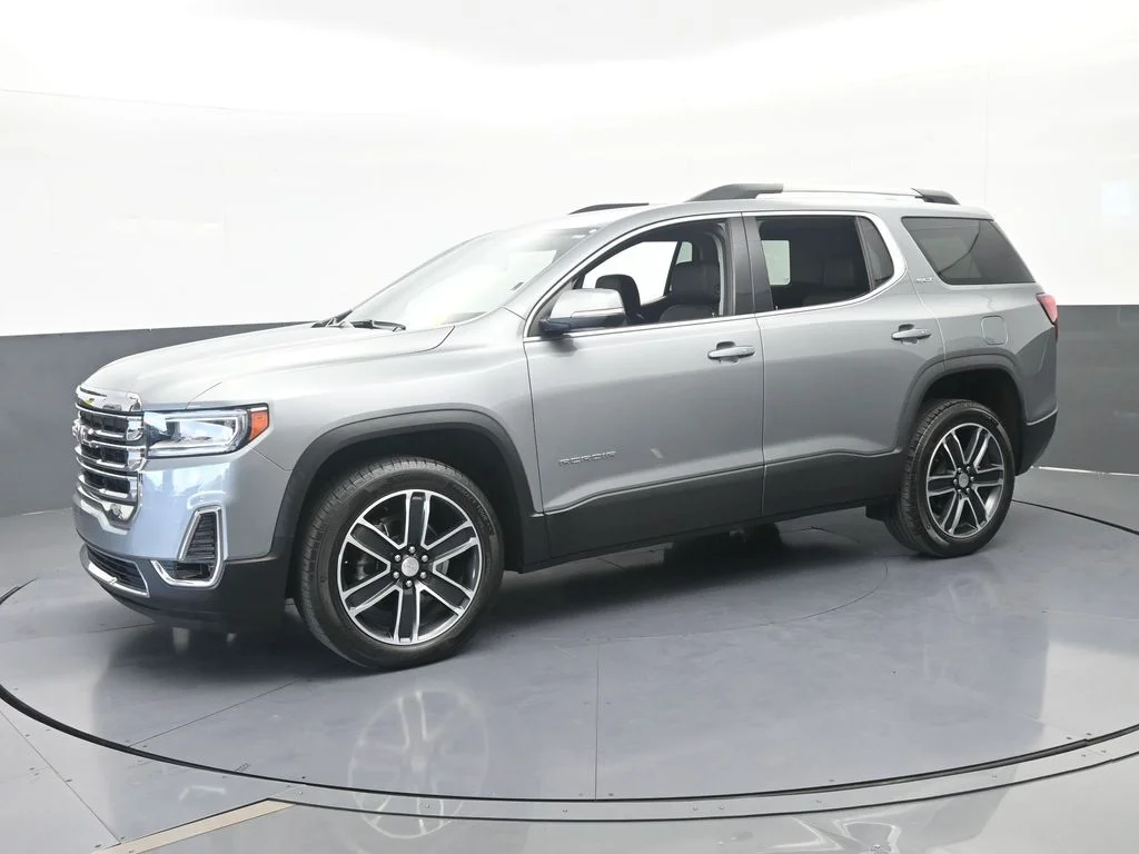 Used 2023 Sterling Metallic GMC SLT image 2