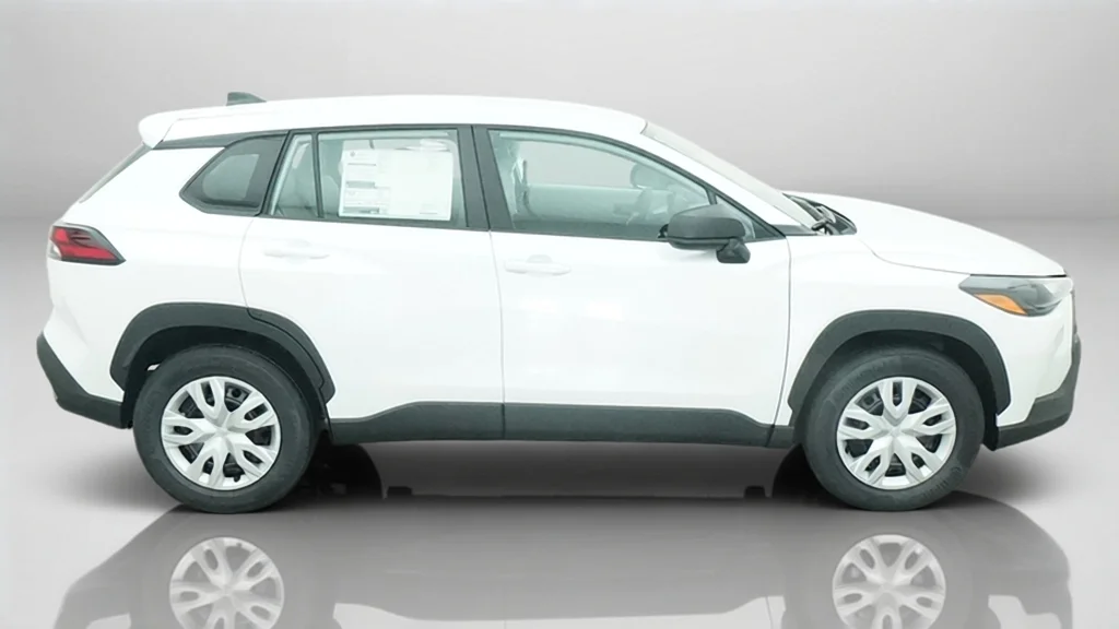 New 2026 Wind Chill Pearl Toyota L image 21