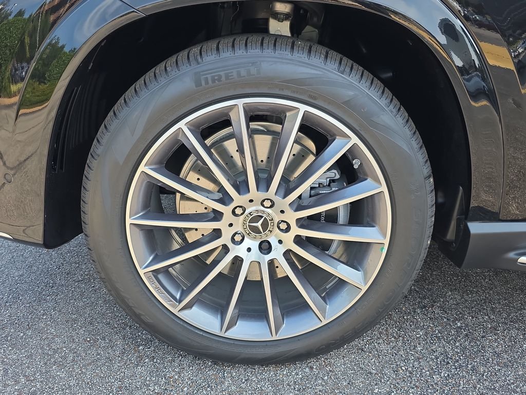 New 2026 Black Mercedes-Benz GLE 450 image 9