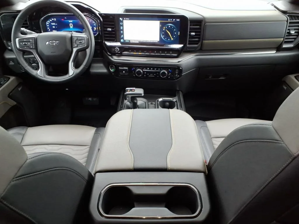 2024 Chevrolet Silverado 1500 ZR2 - Photo 10