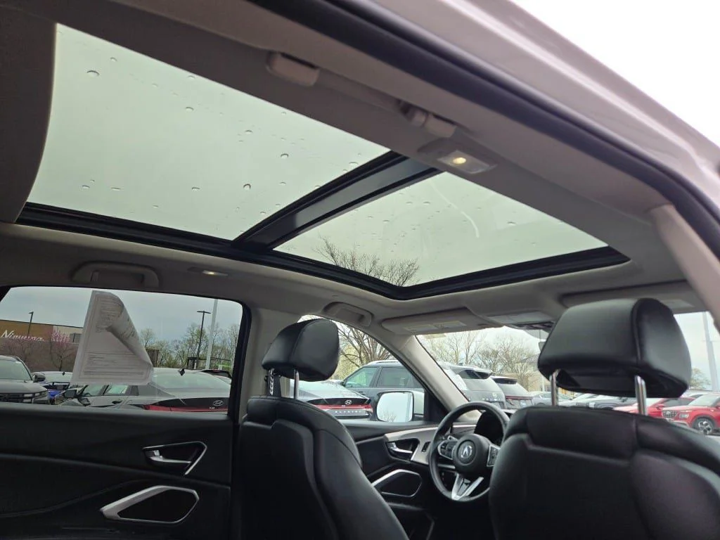 Used 2023 White Acura Base image 10