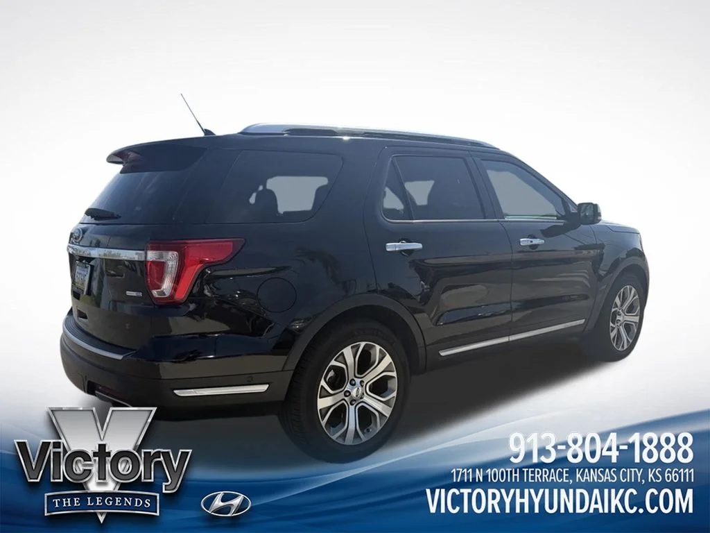 Used 2018 Black Ford Platinum image 21
