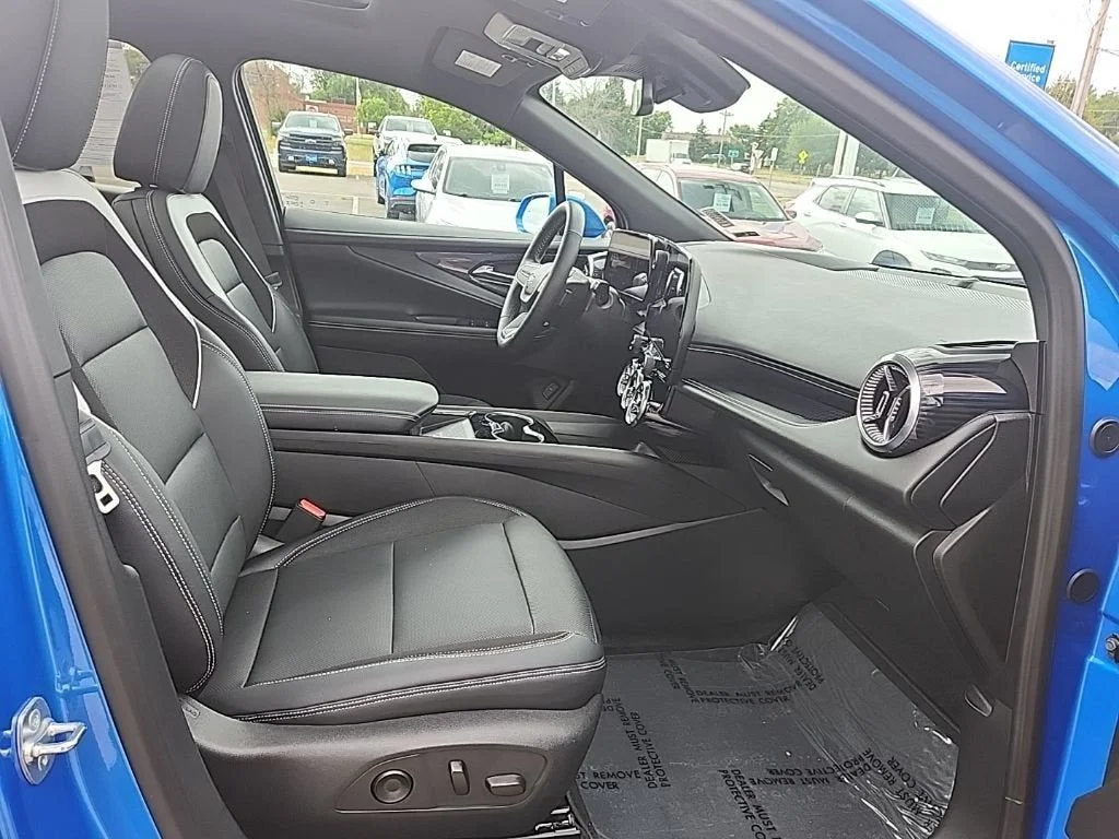Used 2024 Blue Chevrolet LT image 15