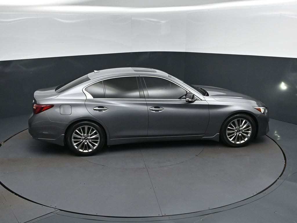 Certified Used 2023 Gray INFINITI LUXE image 31