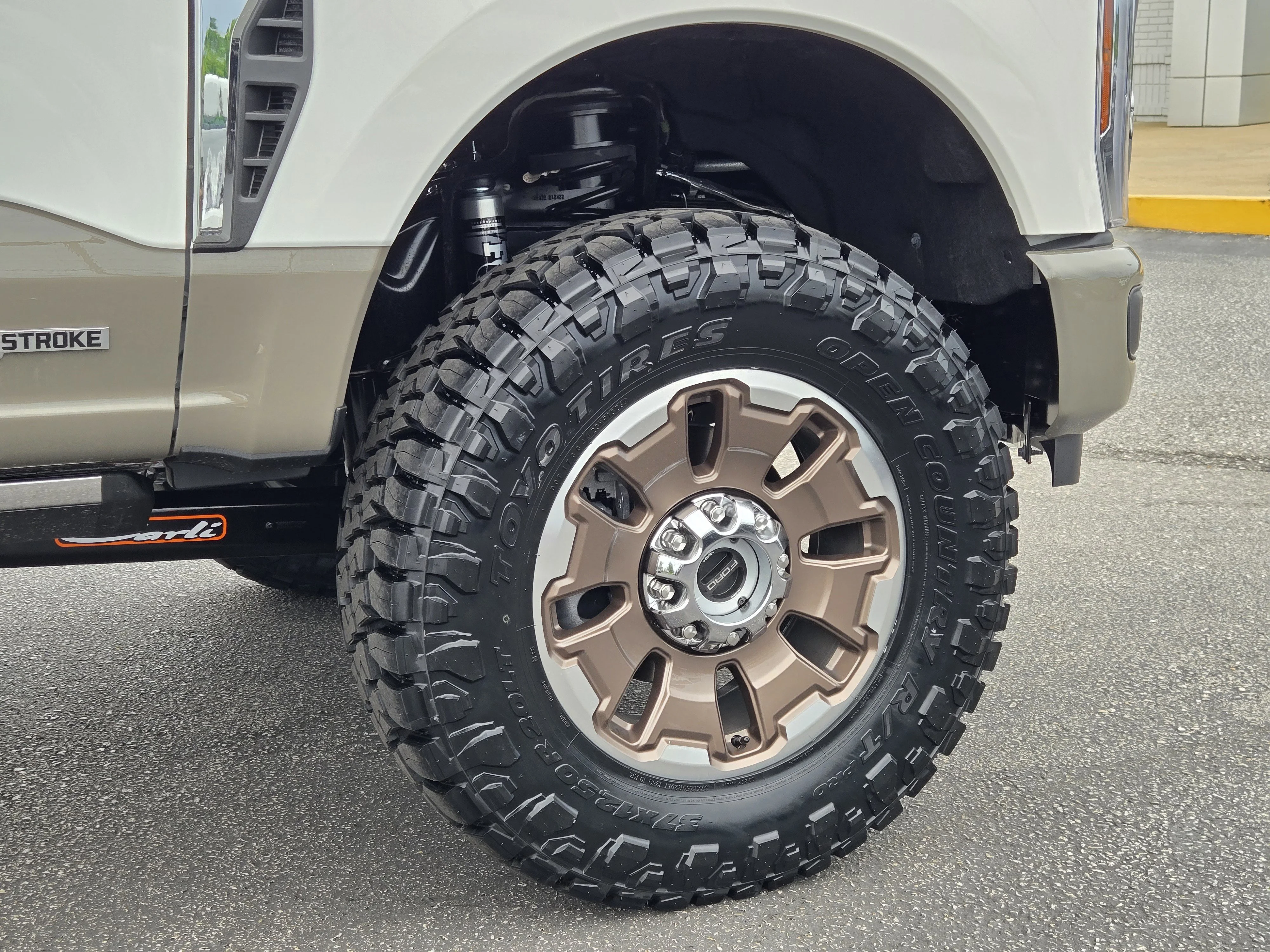 New 2026 STAR WHITE Ford King Ranch image 12